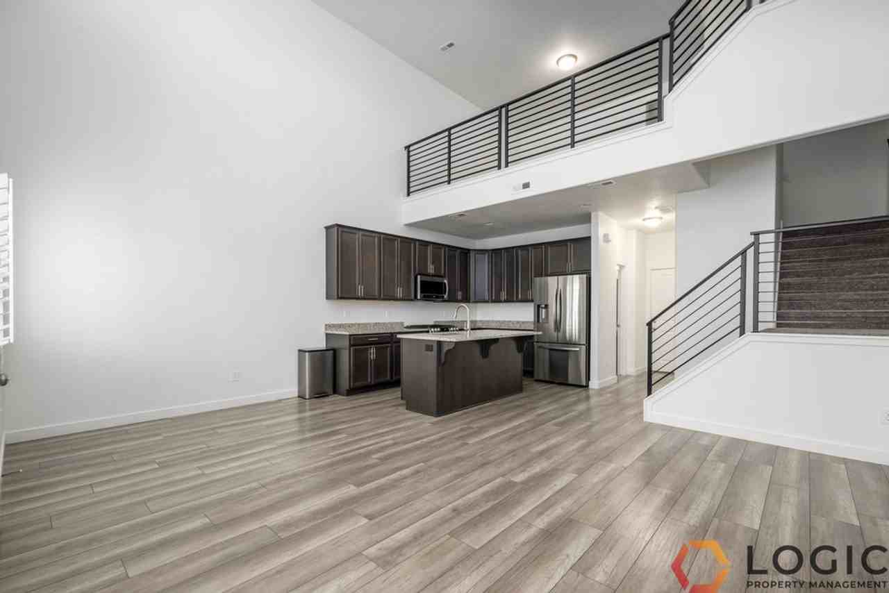 3167 W 3725 S - Photo 4 of 18