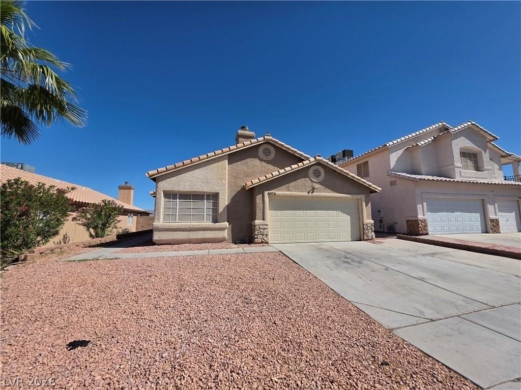 6674 Jordan River Dr - Photo 4 of 50