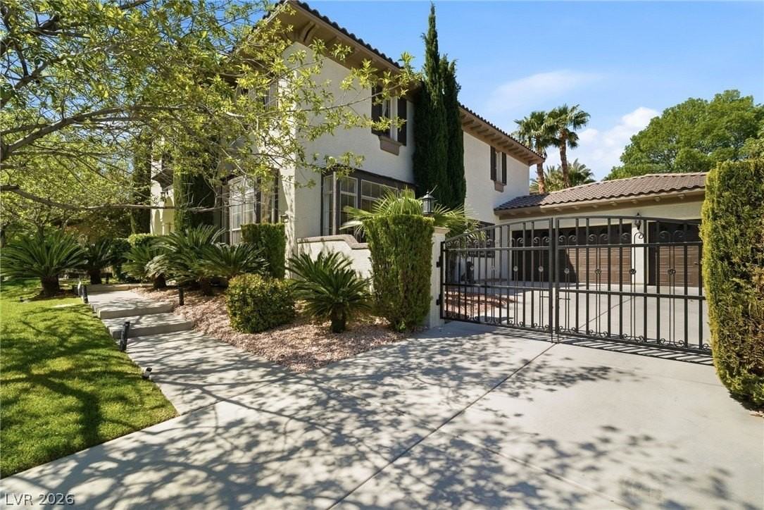 1409 Chambolle Ct - Photo 6 of 50