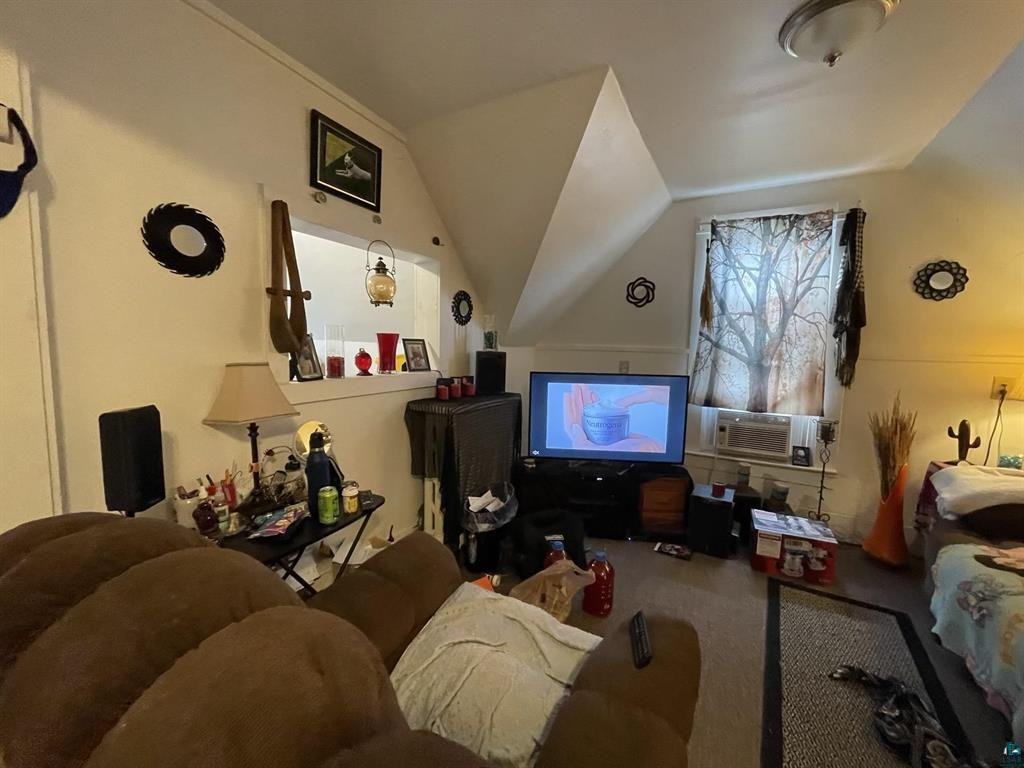 605 Ellis Ave #2 - Photo 6 of 10