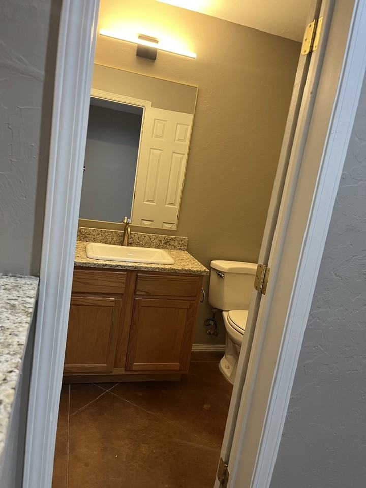 29 E Lincoln Ave #1 - Photo 7 of 20