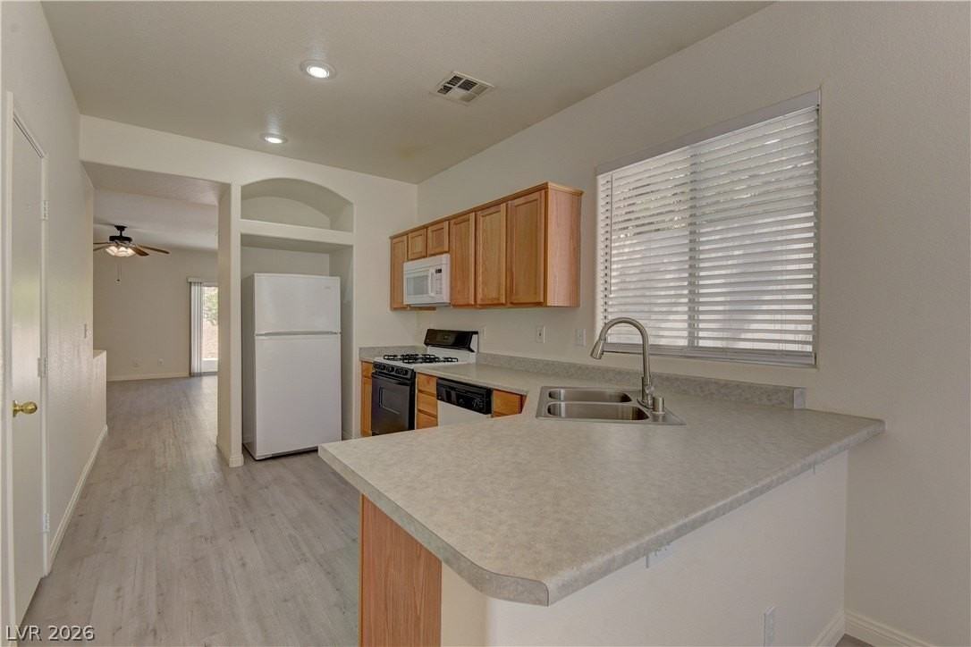 4613 Rising Cove St - Photo 7 of 20