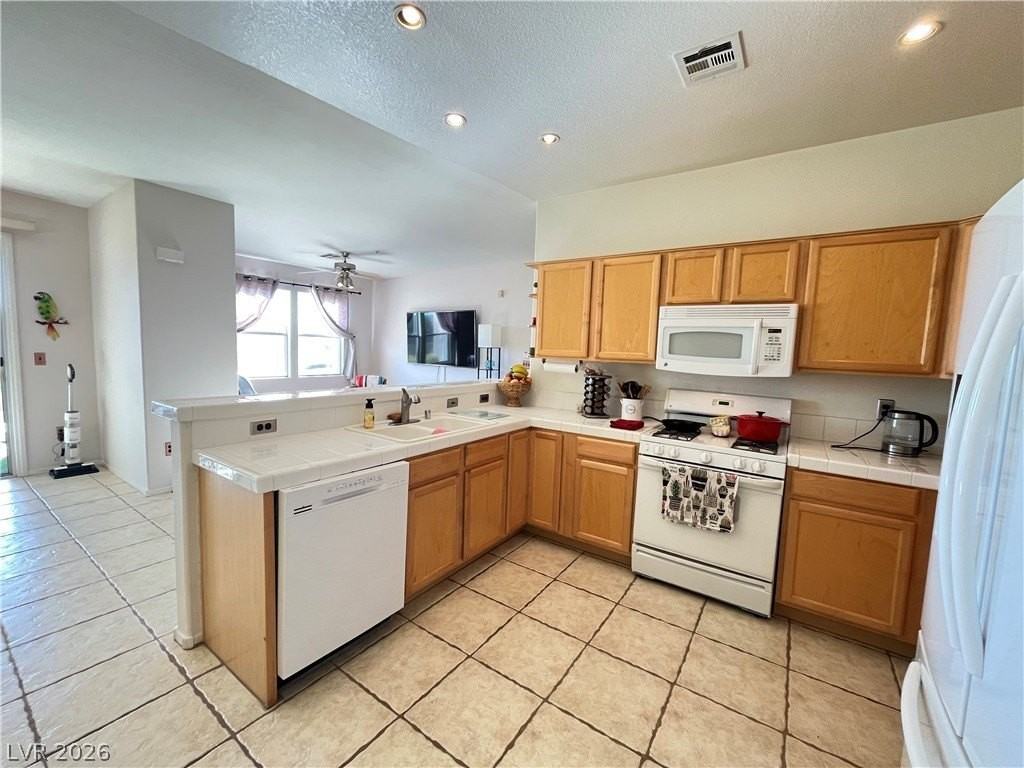 1000 Duckhorn Ct #101 - Photo 4 of 24