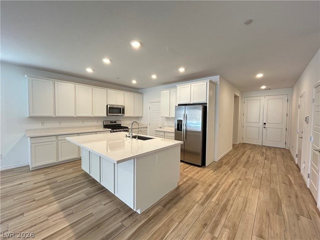 2276 Luna Haven St - Photo 3 of 34