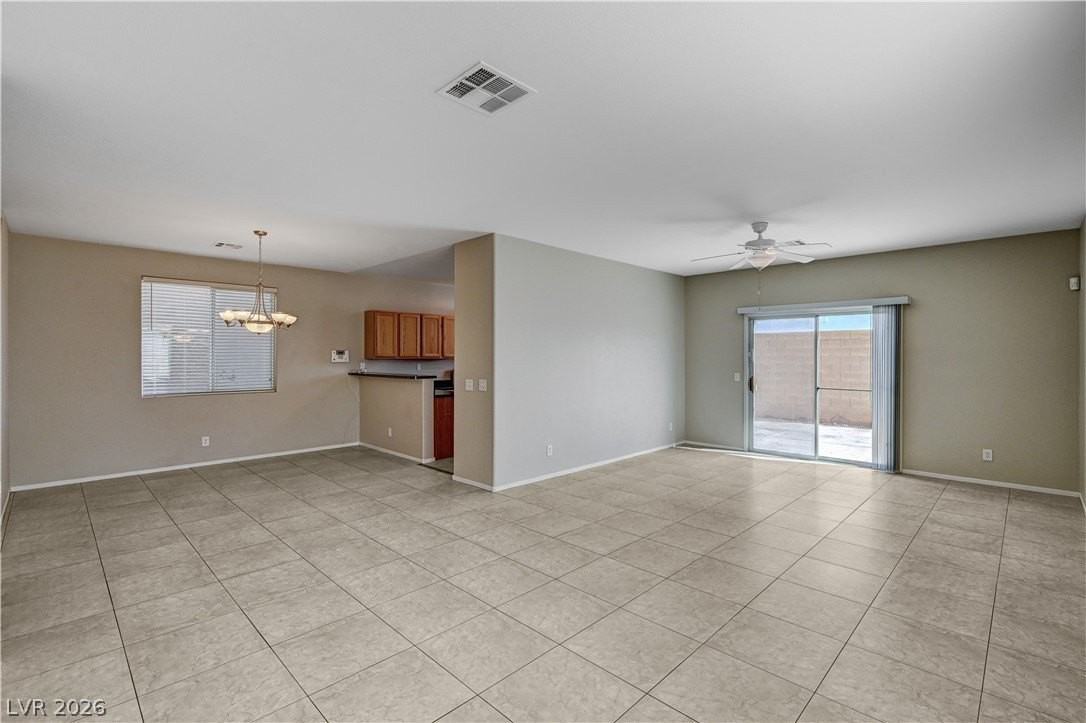 9343 Winebrook Ave - Photo 5 of 44