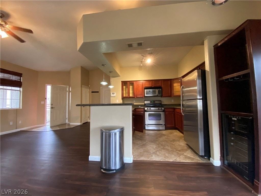 10224 Penrith Ave #204 - Photo 5 of 26
