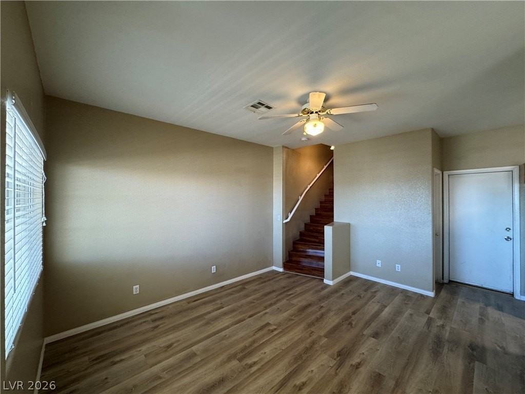 1326 Dusty Creek St - Photo 7 of 34