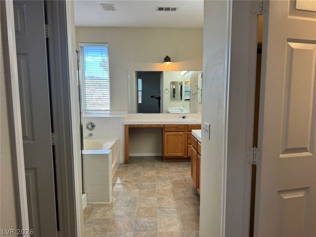 8901 Medicine Wheel Ave - Photo 4 of 24