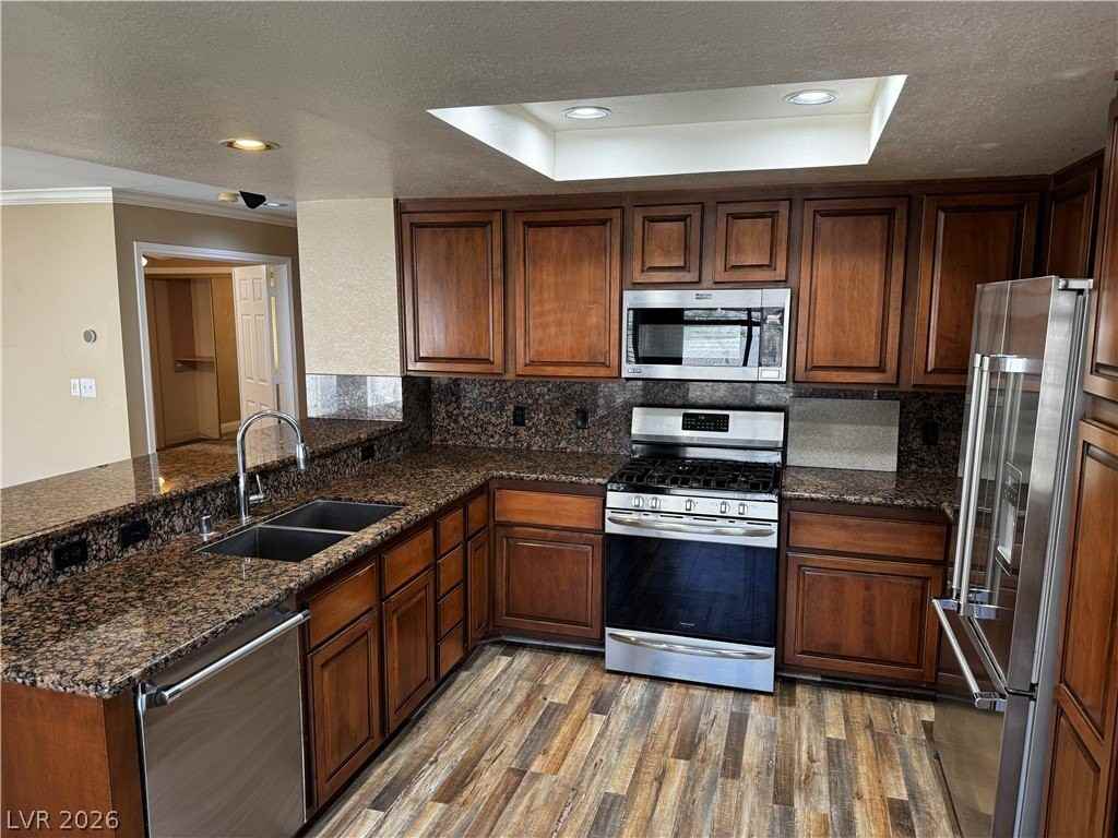 8248 Dolphin Bay Ct - Photo 5 of 24