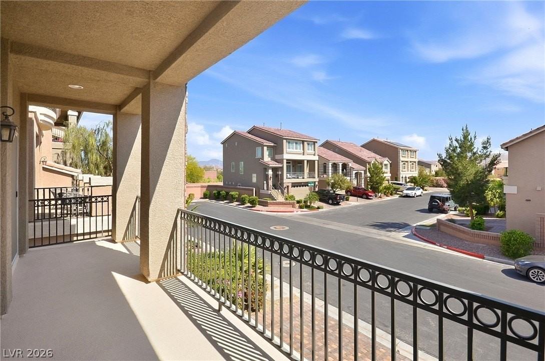 5908 Iris Vineyards Ave - Photo 3 of 37