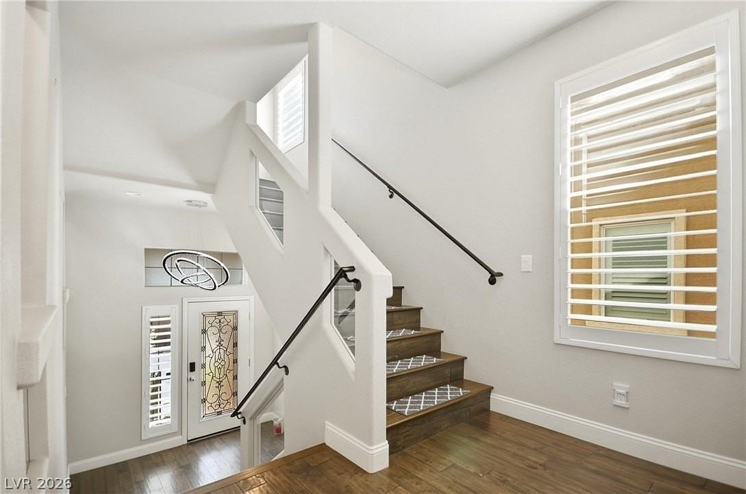 5908 Iris Vineyards Ave - Photo 6 of 37
