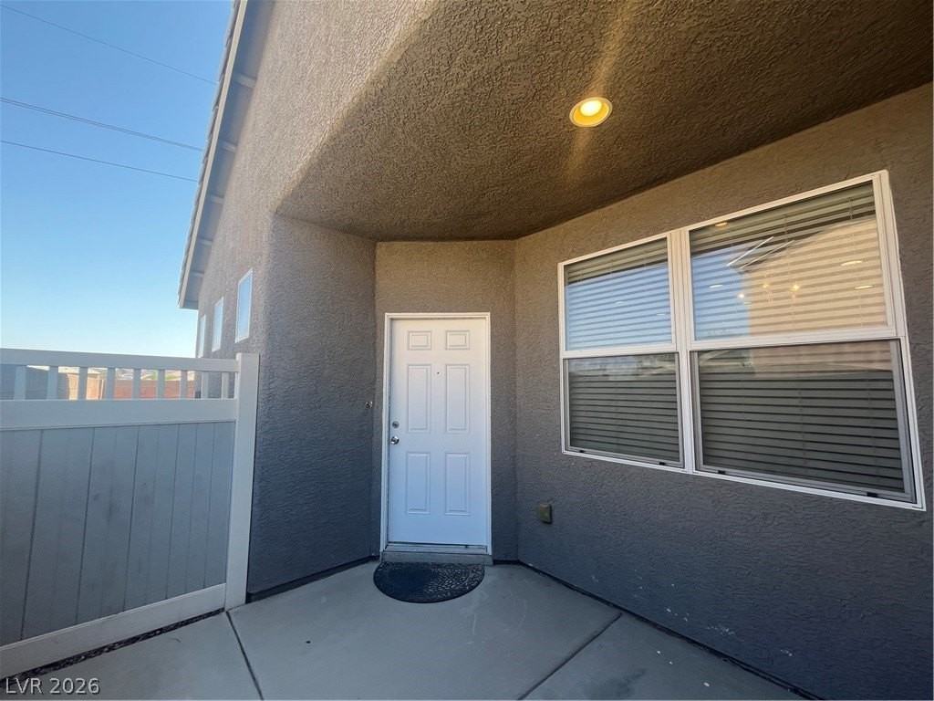 1080 Aspen Cliff Dr - Photo 3 of 49