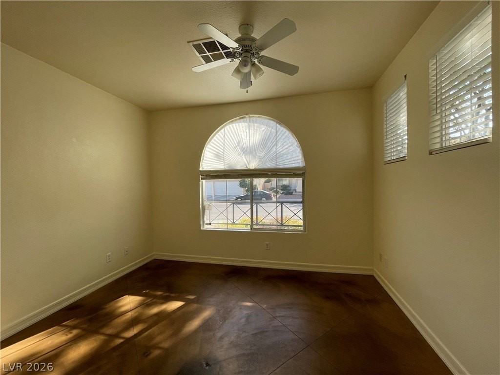 9842 Ridgehaven Ave - Photo 3 of 19