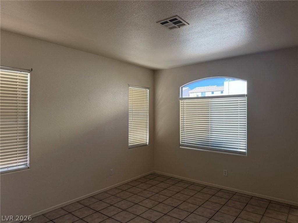 7821 Sungrove Ct - Photo 2 of 16