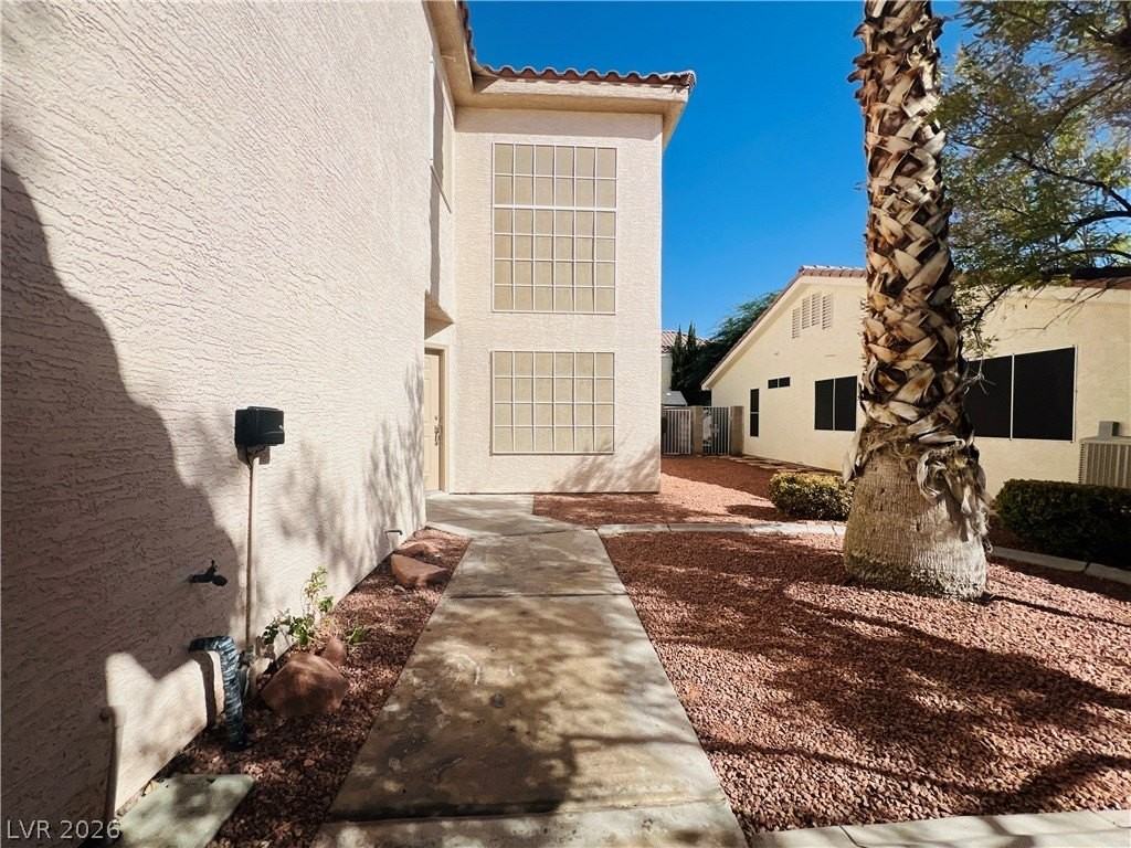 7804 Amulet St - Photo 3 of 23
