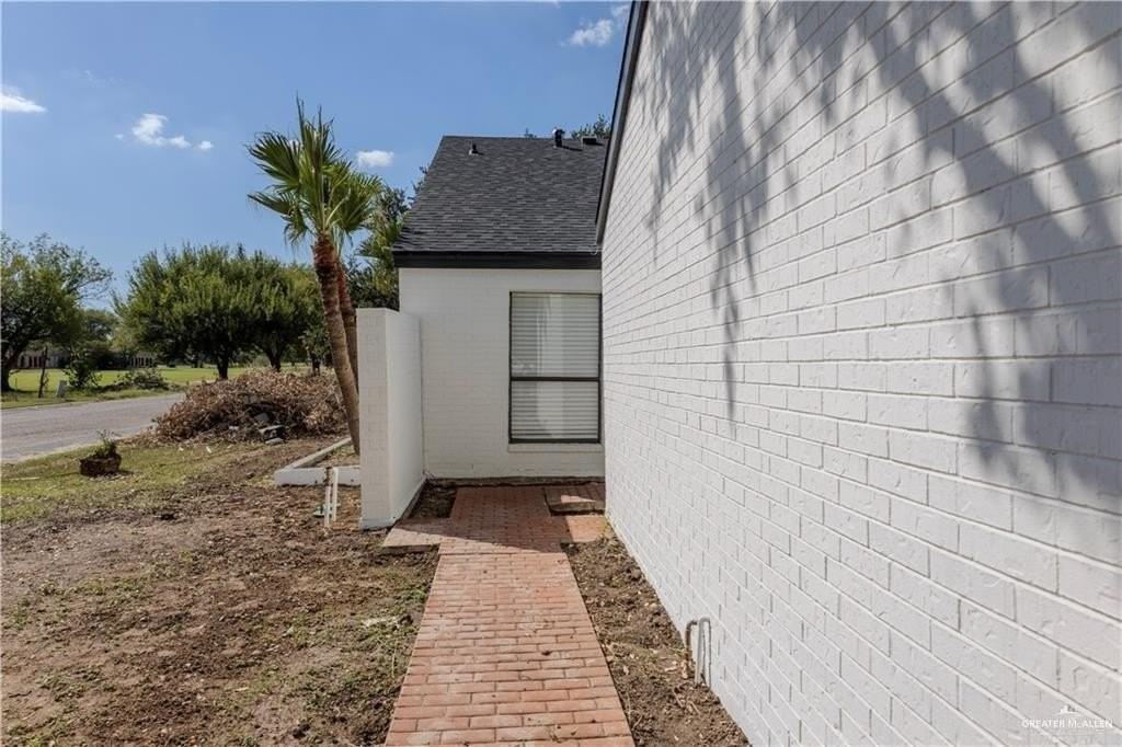 1801 Highland Park Ave - Photo 6 of 23