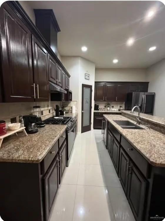 1800 Kingsborough Ave - Photo 7 of 15