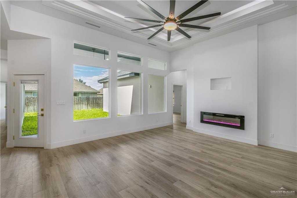 3200 Guadalupe - Photo 5 of 16