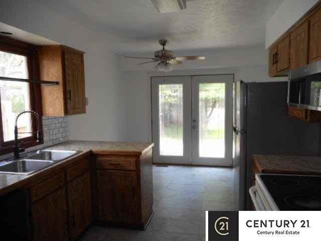 3710 Burr Oak Dr - Photo 6 of 19