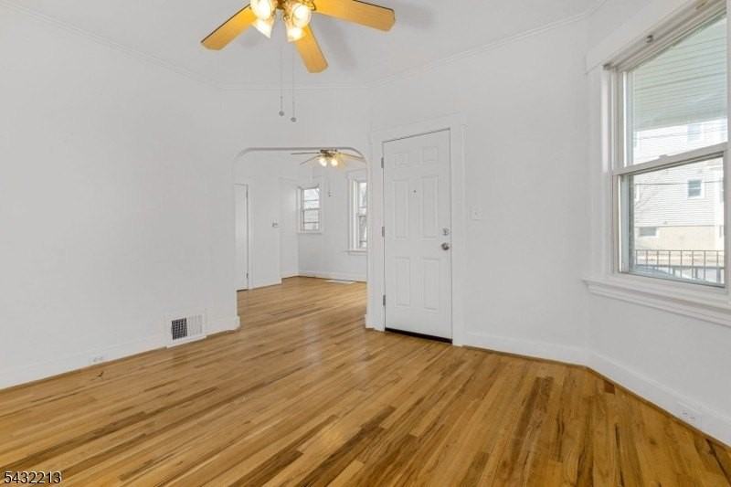 39 Struyk Ave - Photo 6 of 10