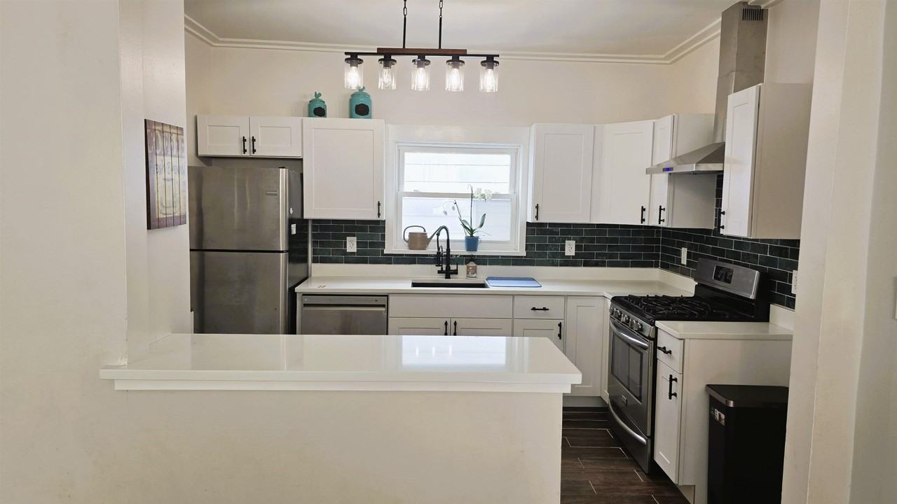143 Main St #2 - Photo 6 of 18