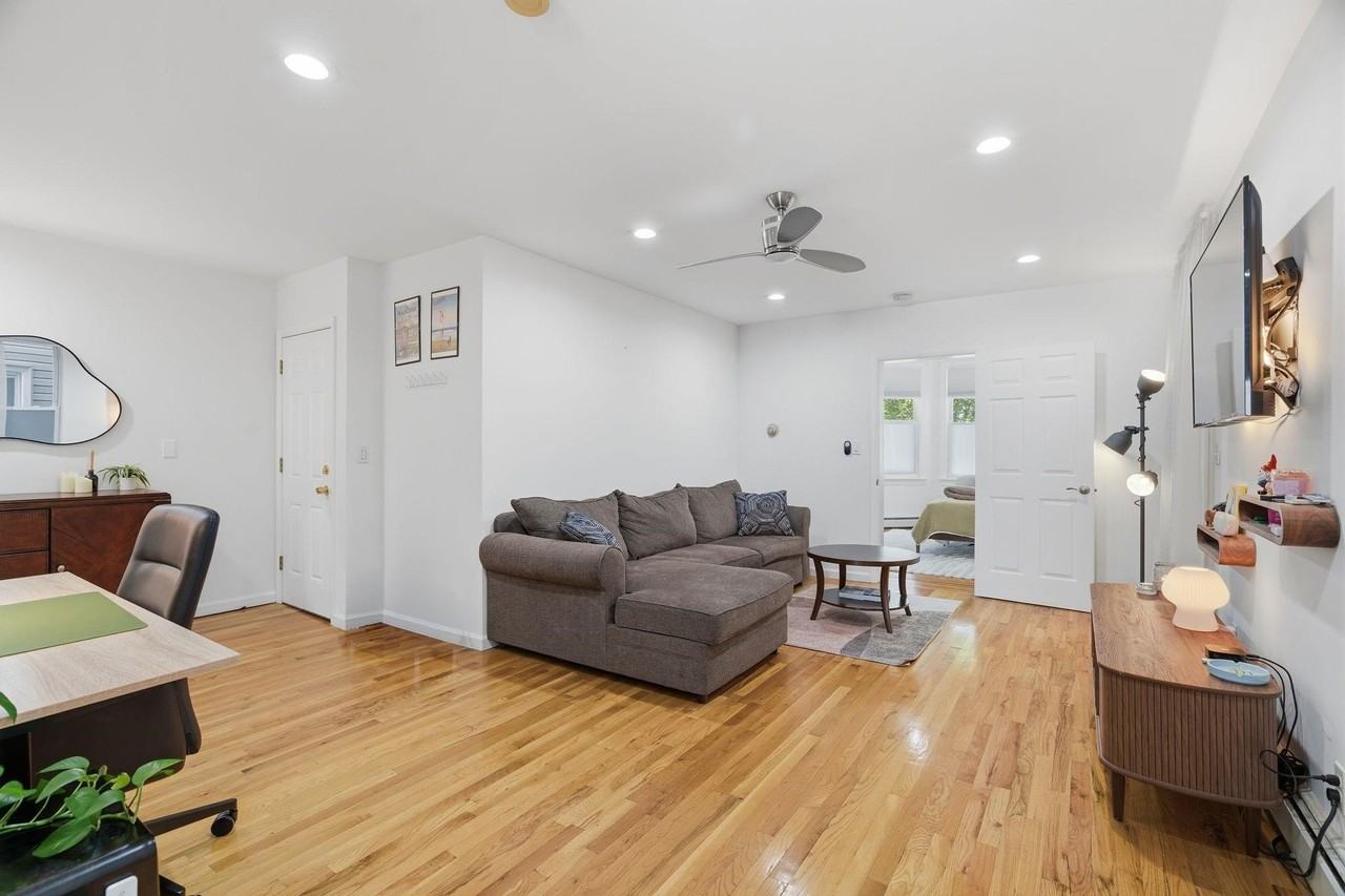 502 Gregory Ave #1 - Photo 3 of 14