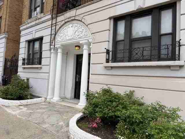 2672 John F Kennedy Blvd #503 - Photo 2 of 12