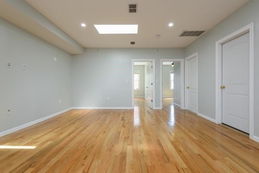 306 3rd St #3 - Photo 6 of 21