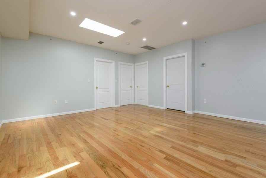 306 3rd St #3 - Photo 7 of 21