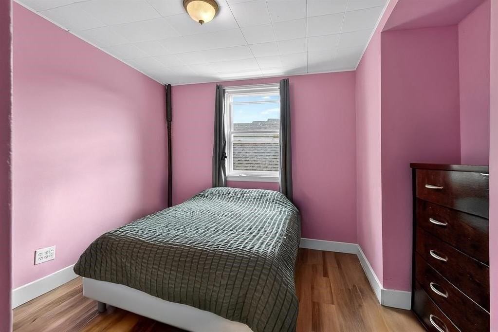 102 W 43rd St #2 - Photo 7 of 13