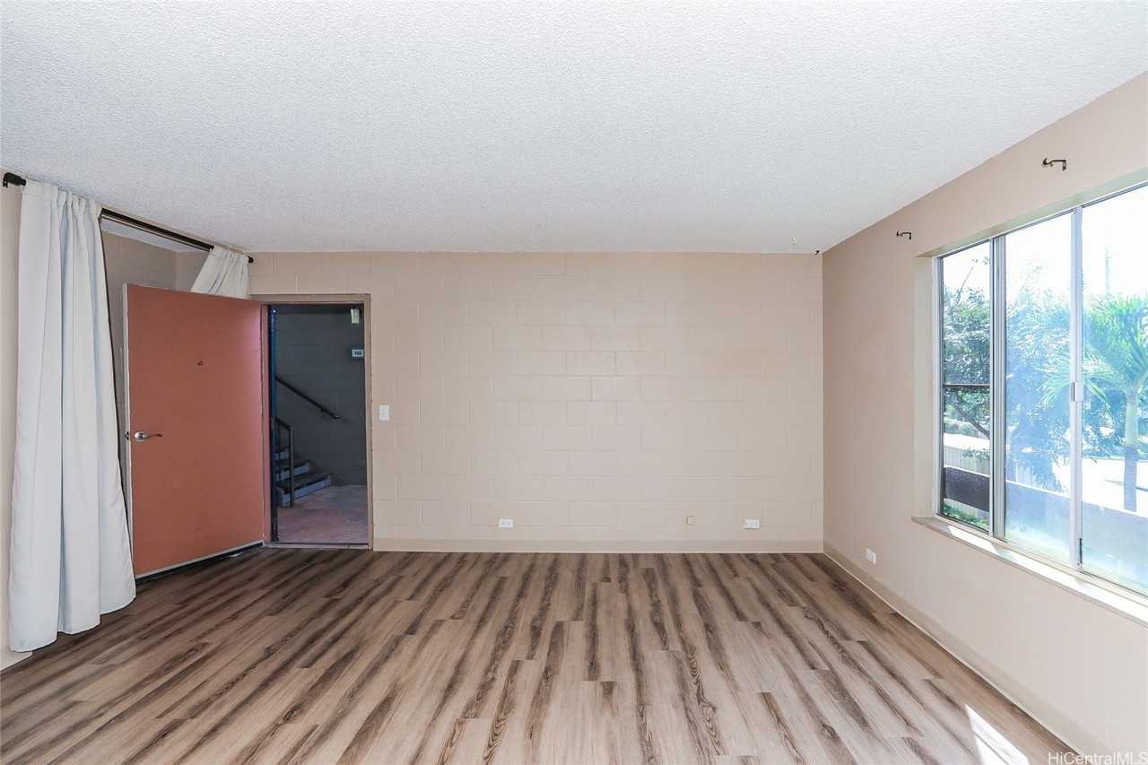 92-1140 Panana St #104 - Photo 5 of 25