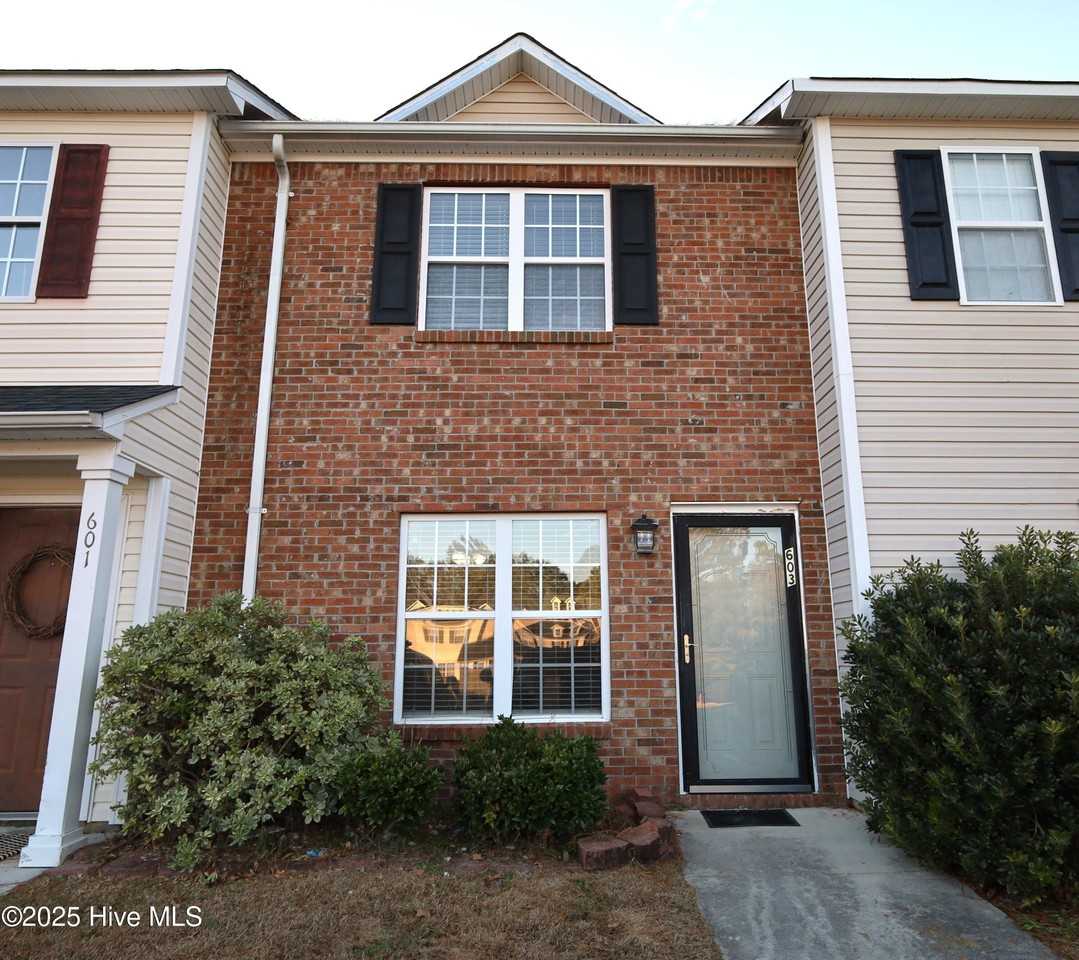 603 Timberlake Trl - Photo 2 of 17