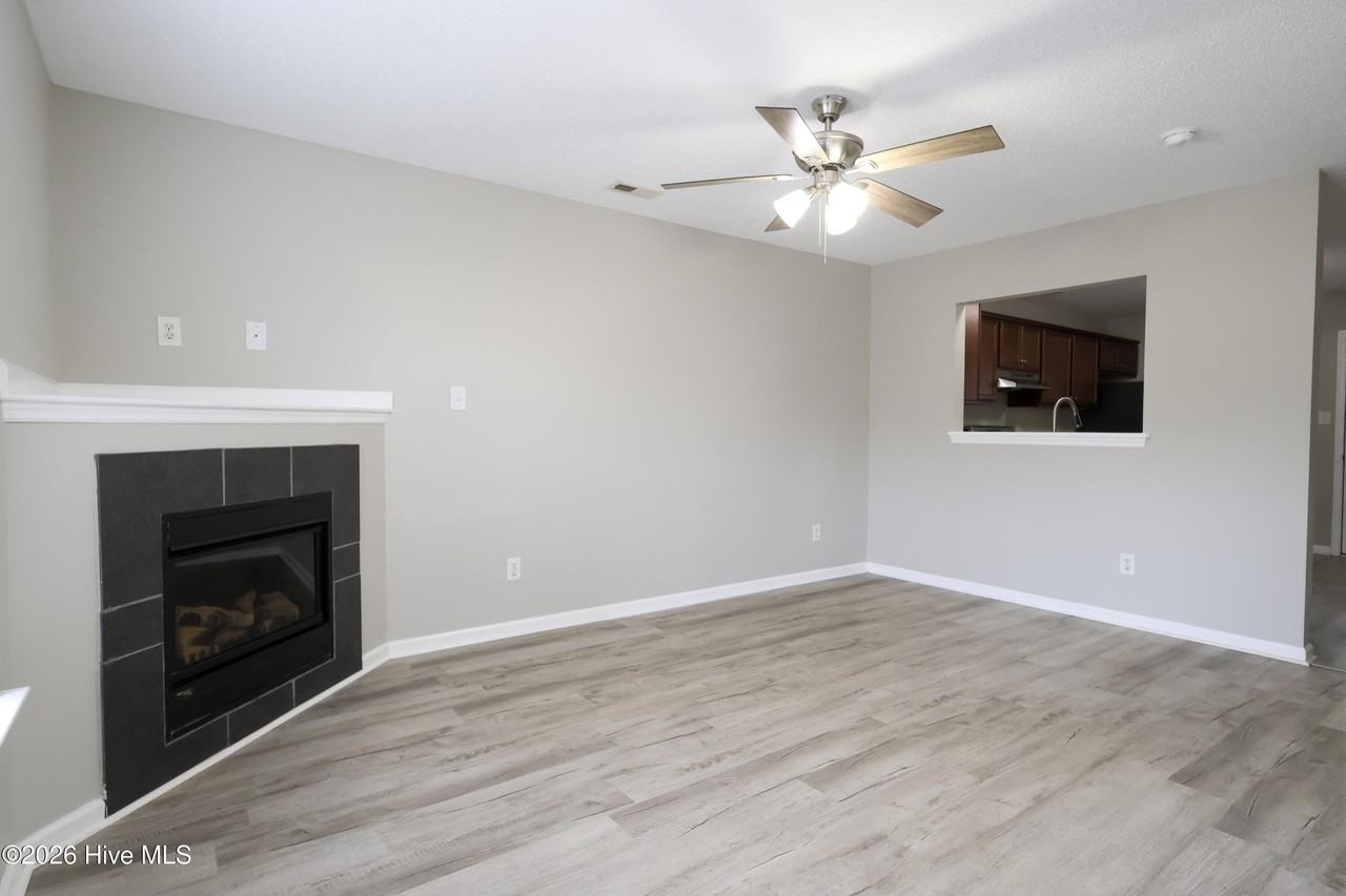603 Timberlake Trl - Photo 3 of 17