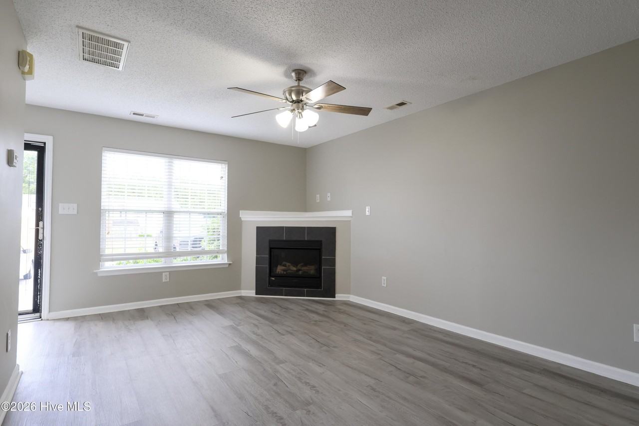 603 Timberlake Trl - Photo 5 of 17