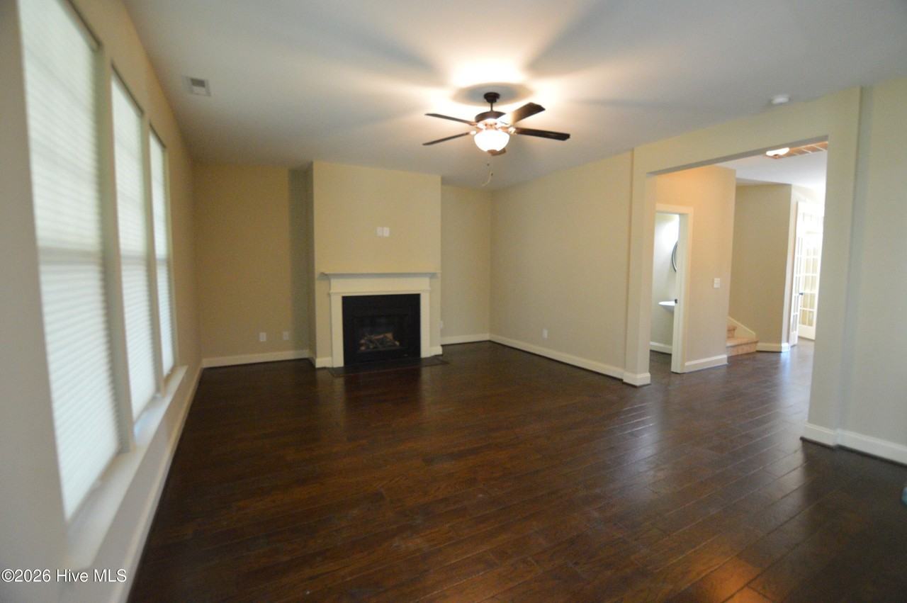 309 Belvedere Dr - Photo 3 of 31