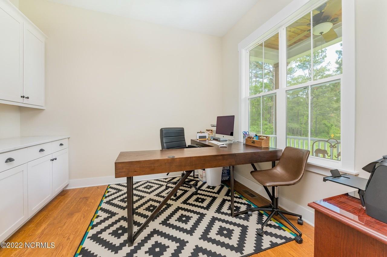 2130 E Connecticut Ave - Photo 7 of 24