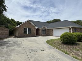 featured image of 301 Pine Knoll Cir