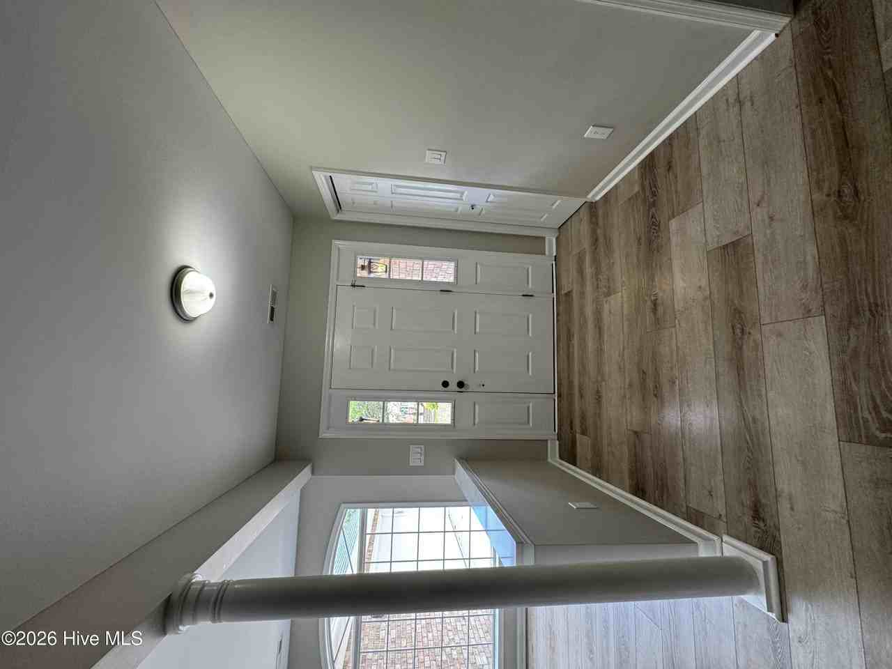 301 Pine Knoll Cir - Photo 3 of 23