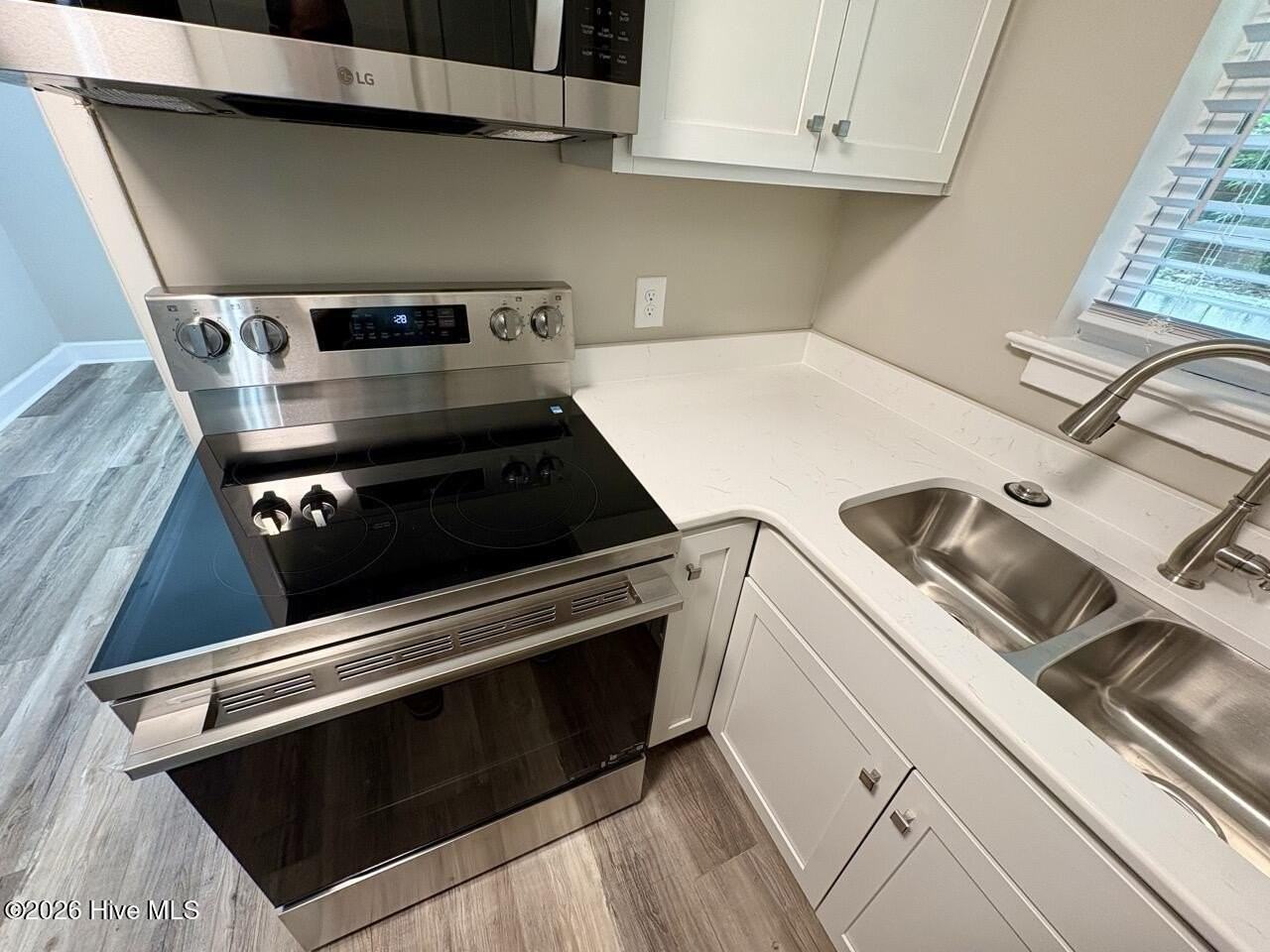 2846 Walton Way #7 - Photo 5 of 25