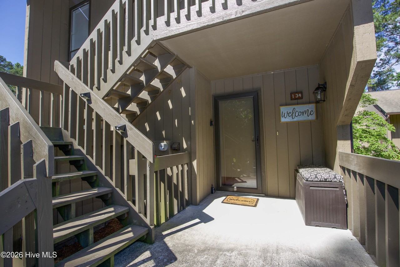 10 Pine Tree Rd #134 - Photo 3 of 35