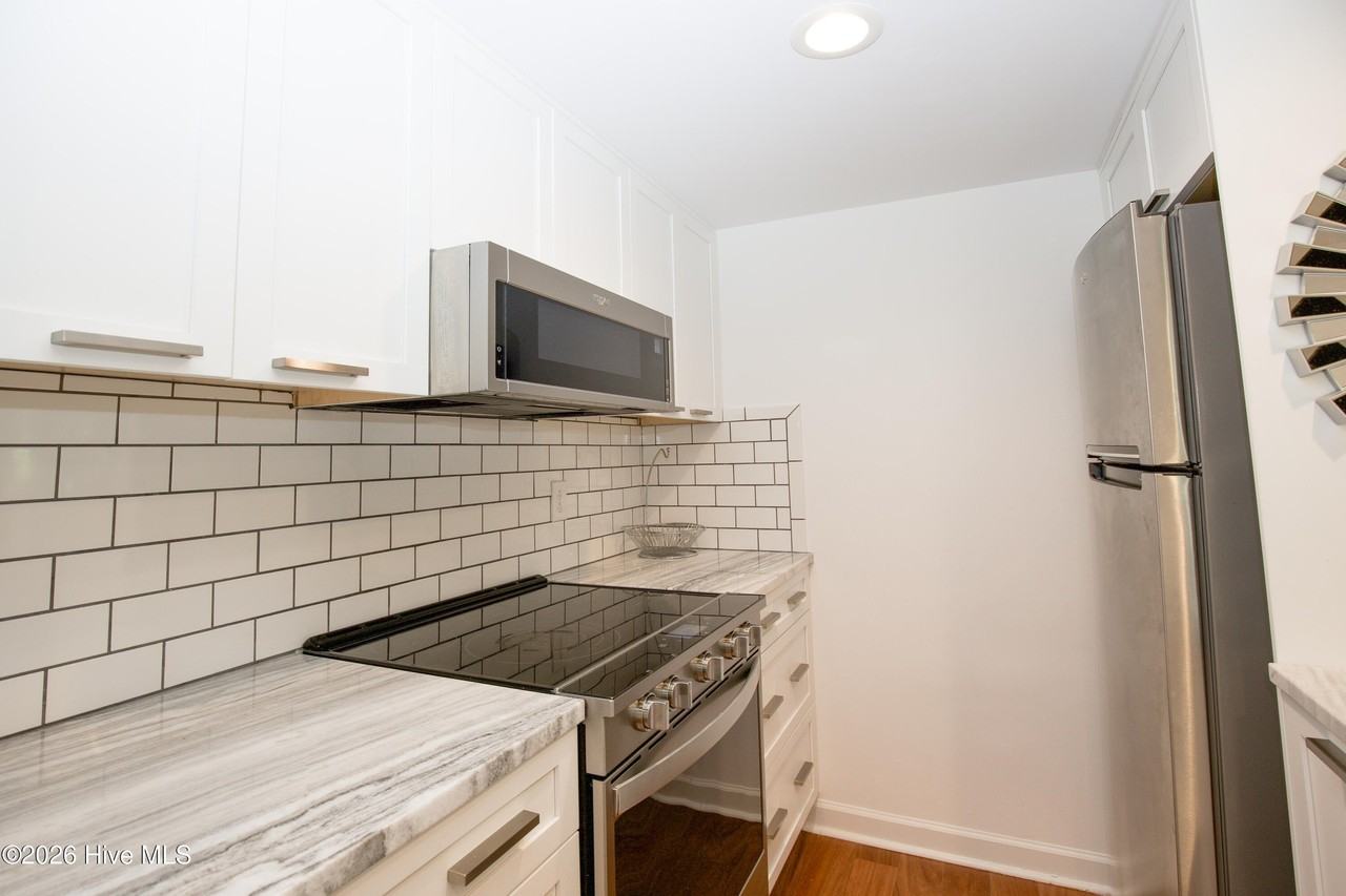 10 Pine Tree Rd #134 - Photo 5 of 35