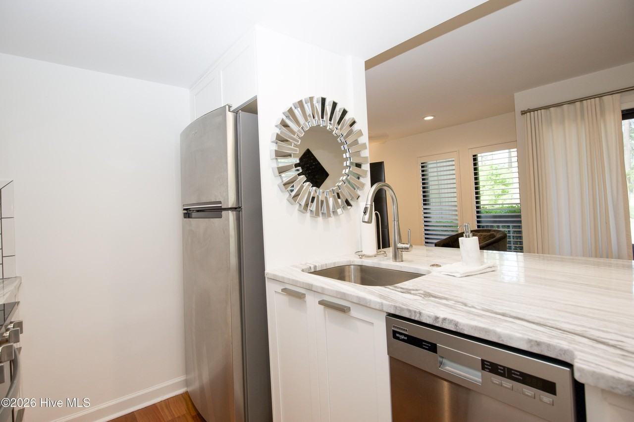 10 Pine Tree Rd #134 - Photo 6 of 35