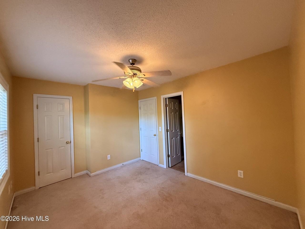 131 Cornerstone Pl - Photo 7 of 8