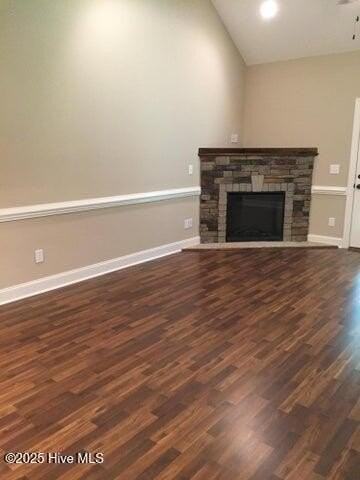 1632 Cambria Dr #B - Photo 3 of 31