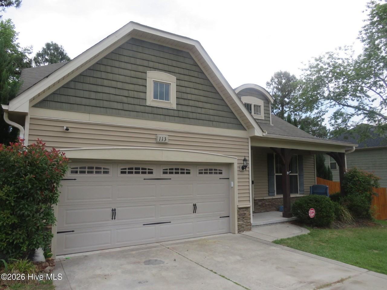 113 Sedgewood Ct - Photo 2 of 34