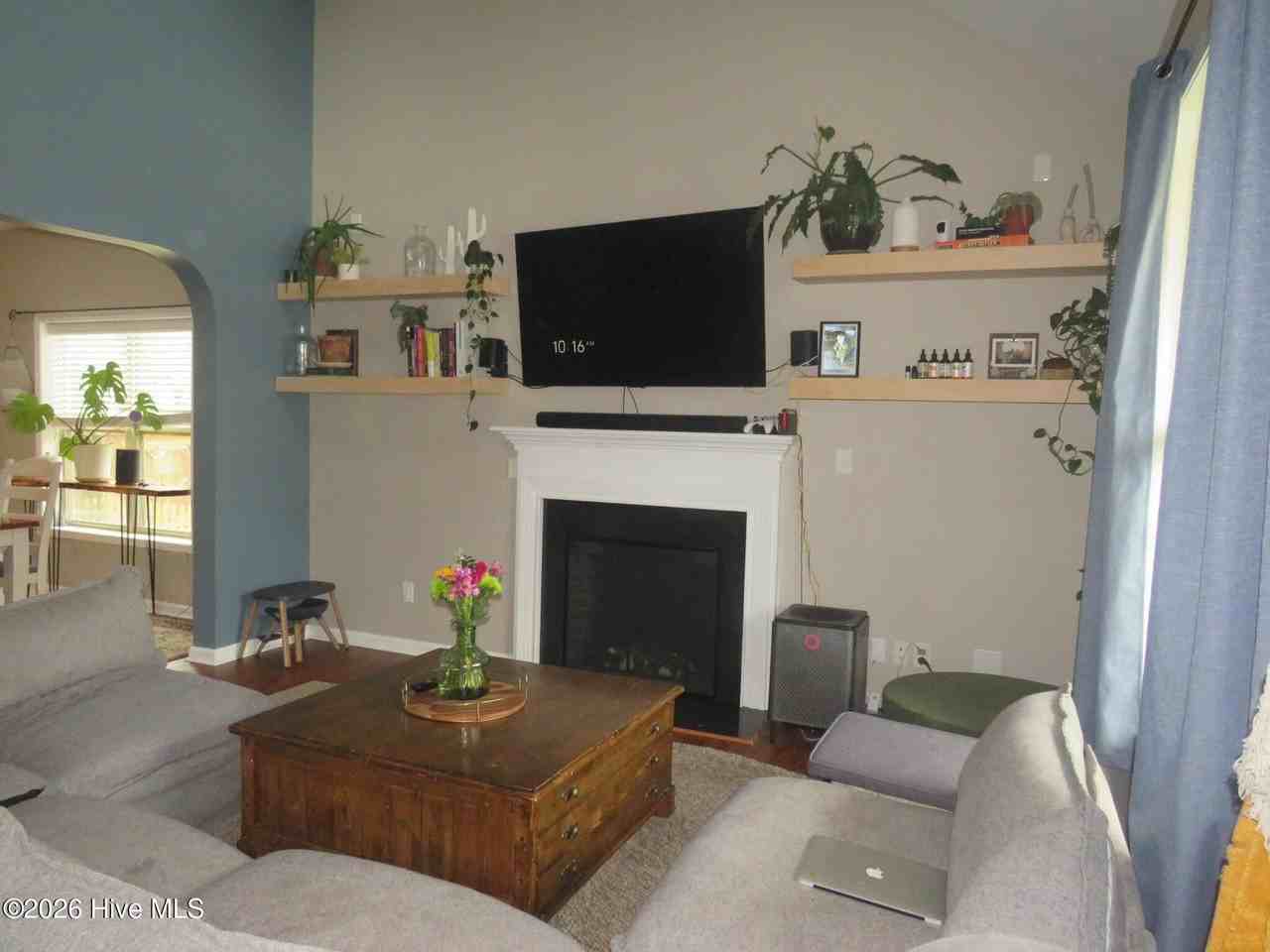 113 Sedgewood Ct - Photo 3 of 34