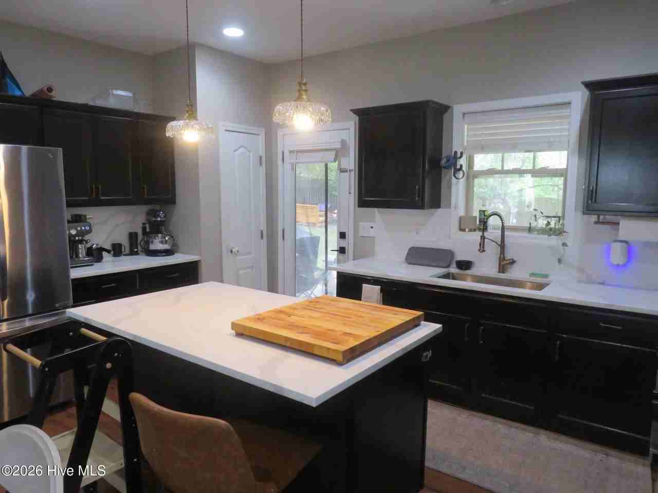 113 Sedgewood Ct - Photo 7 of 34