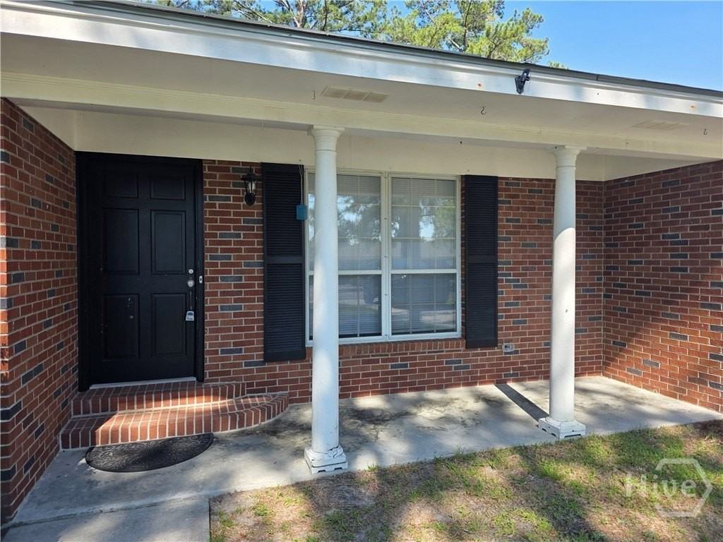 406 Hickory St - Photo 2 of 25