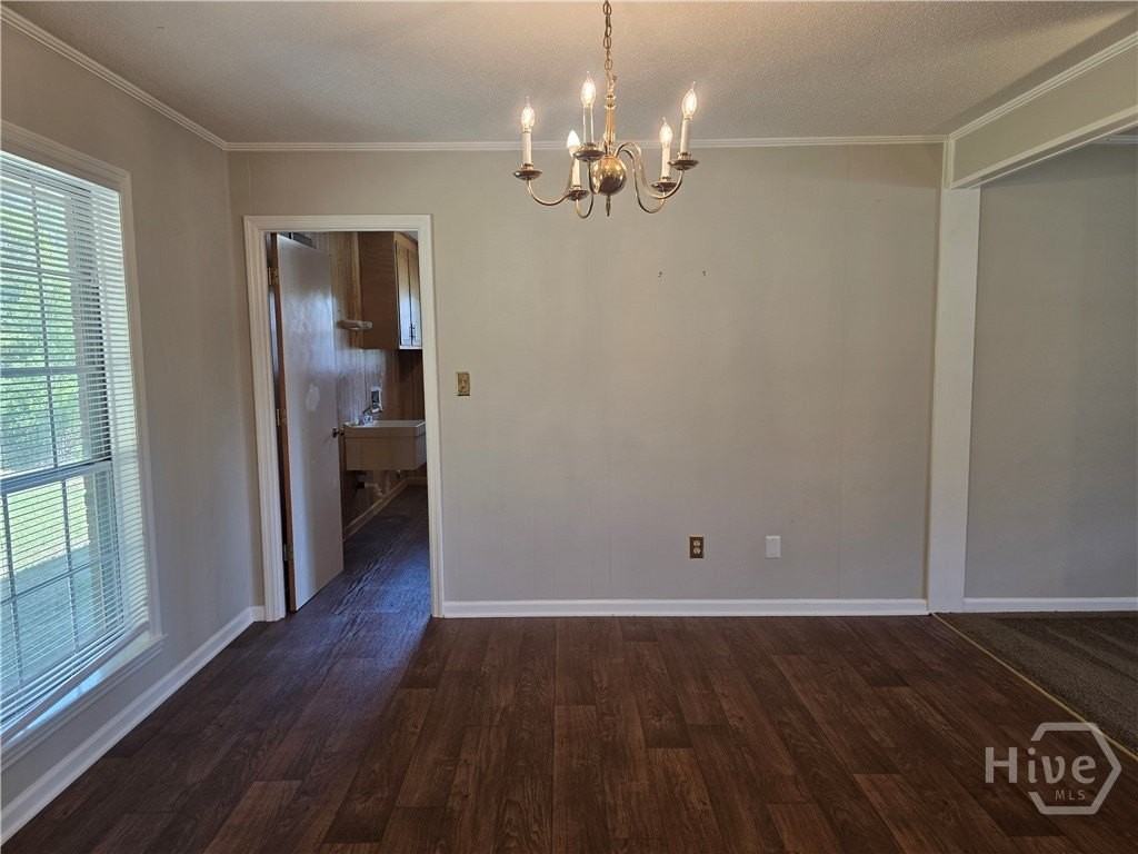406 Hickory St - Photo 5 of 25
