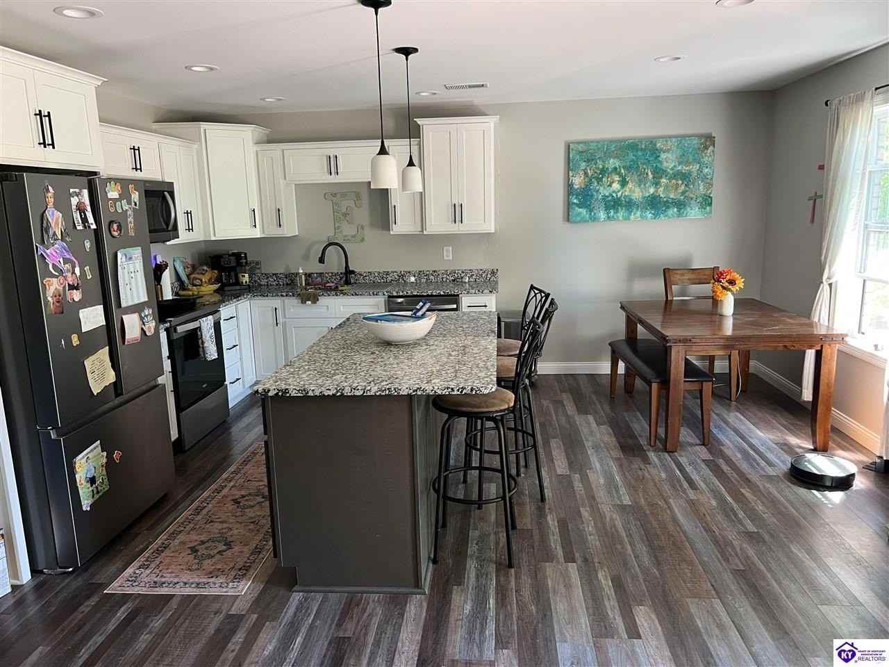 102 Emerald Ct - Photo 5 of 5